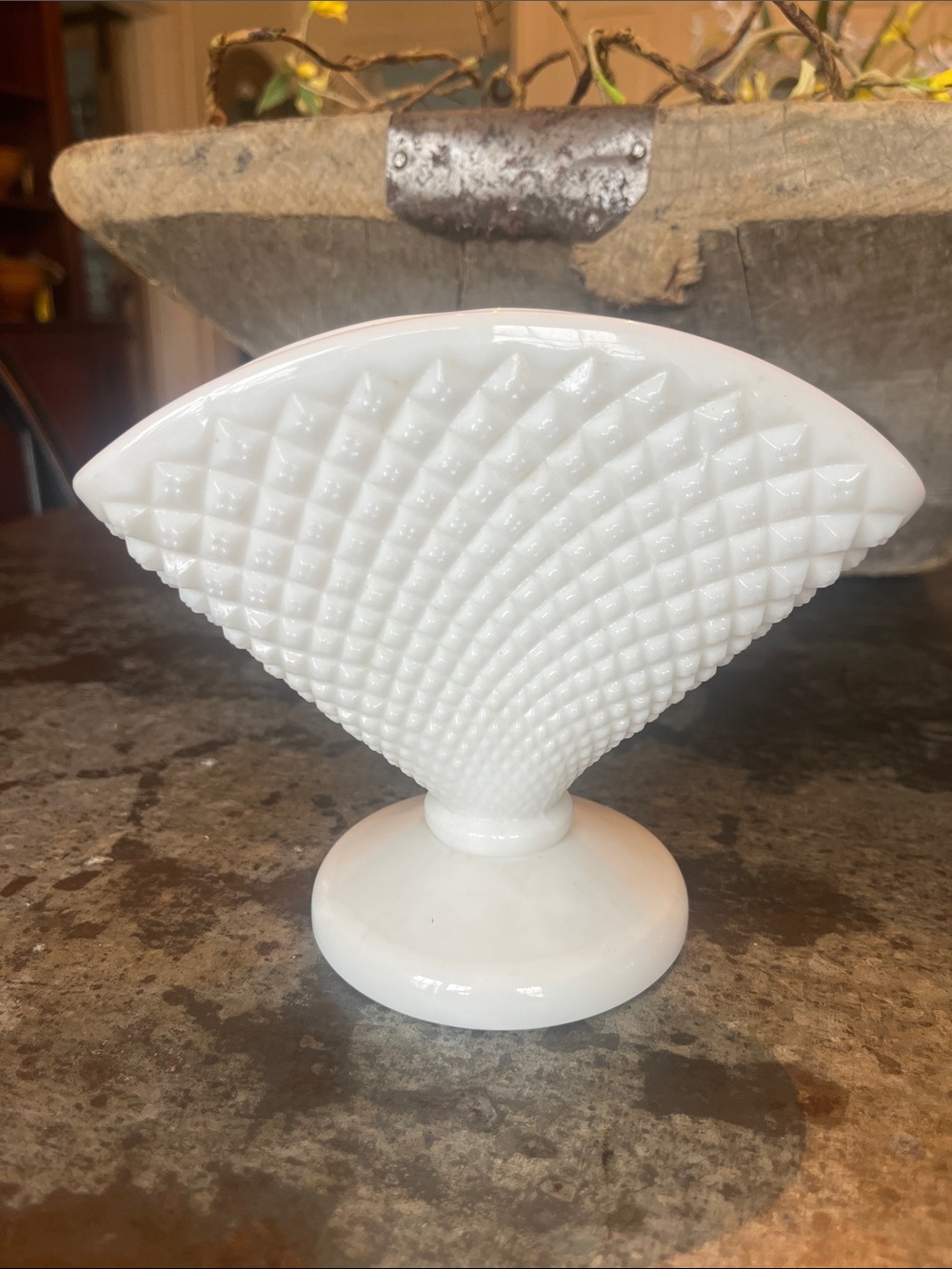 Vintage hobnail fan vase
